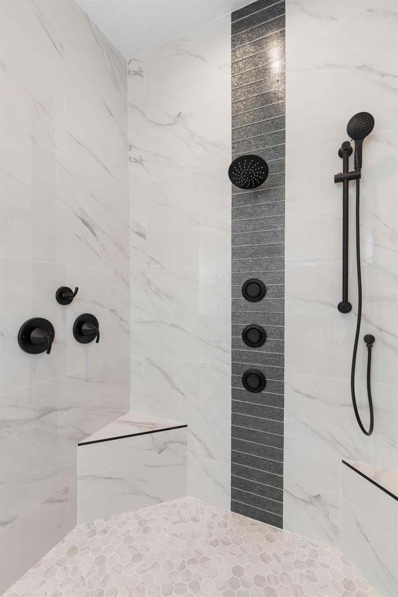 HARBOR VILLAGE MARINA - Residential