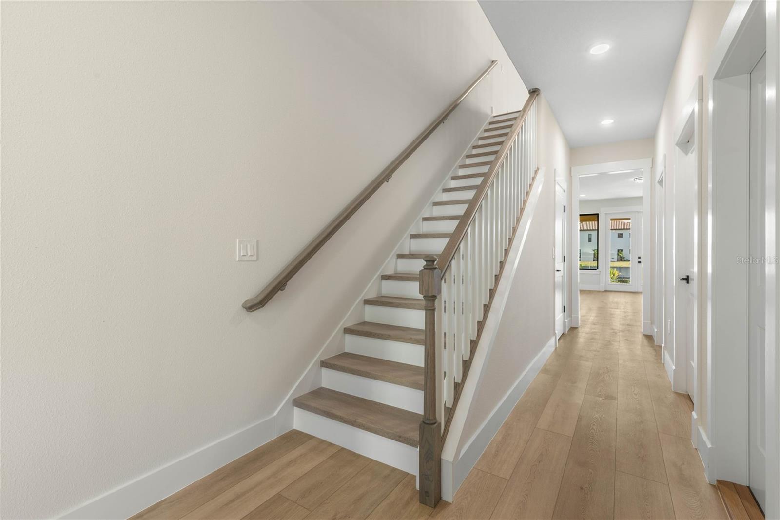 HARBOR VILLAGE MARINA - Residential