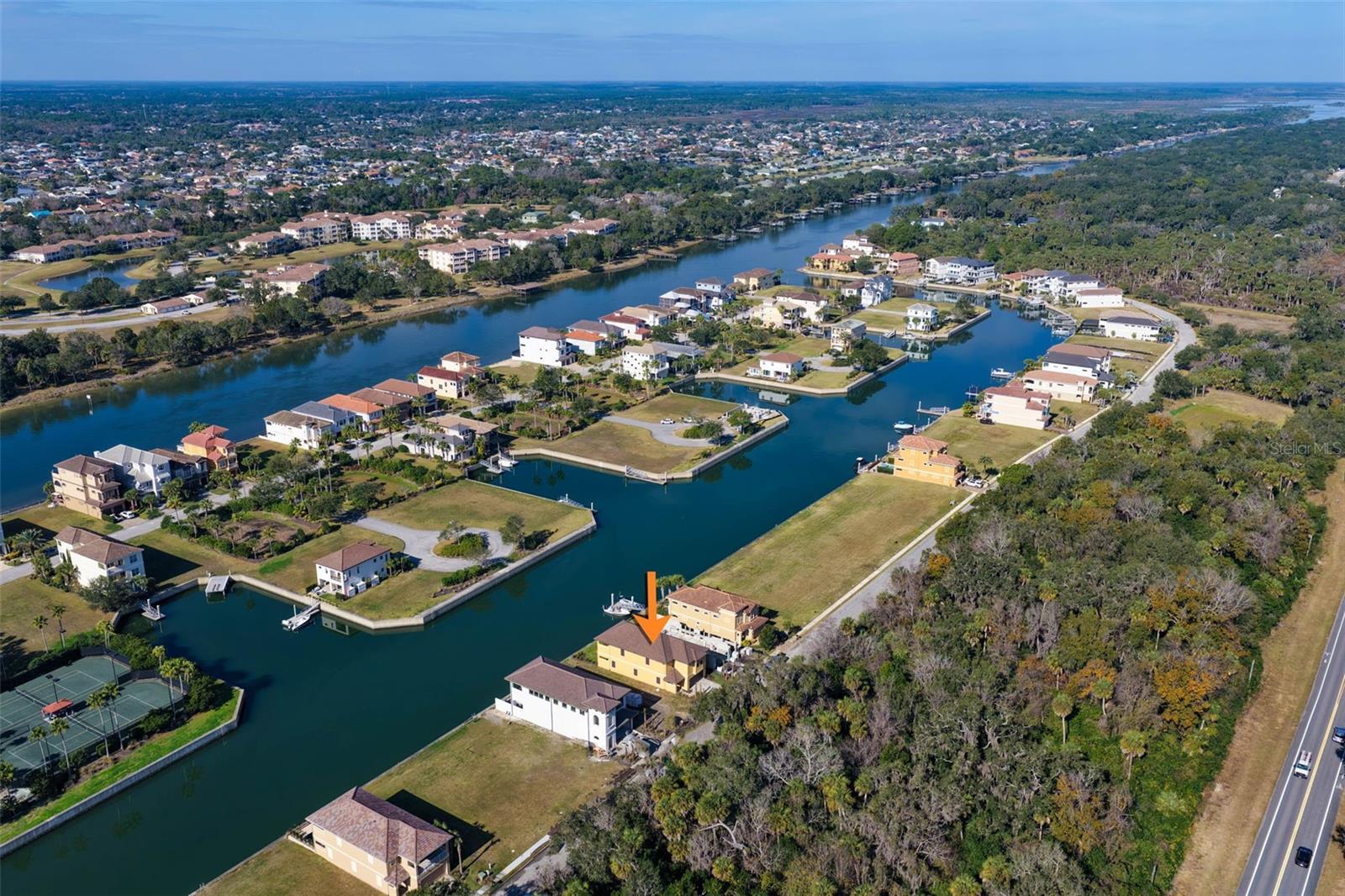 HARBOR VILLAGE MARINA - Residential