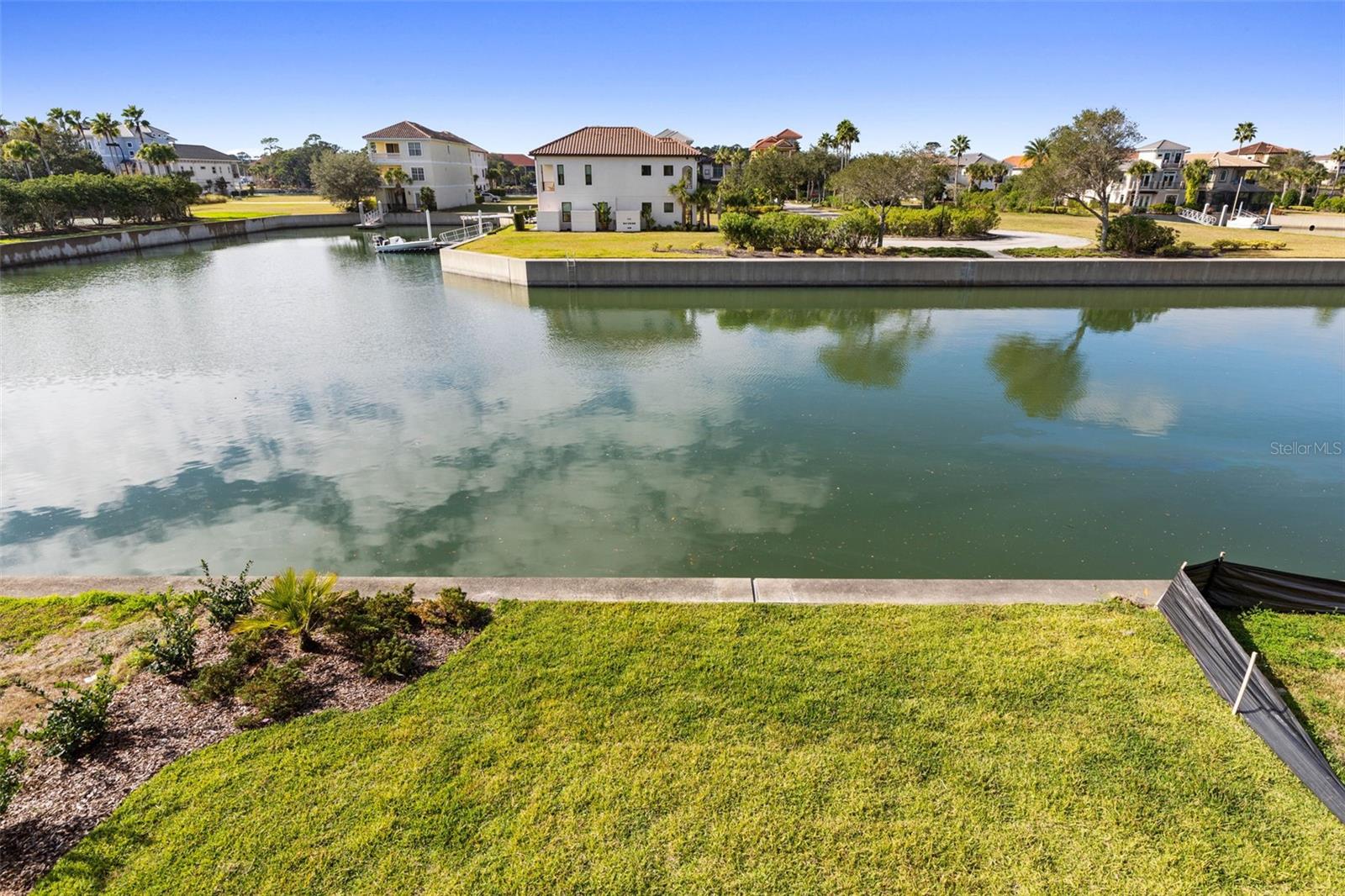 HARBOR VILLAGE MARINA - Residential