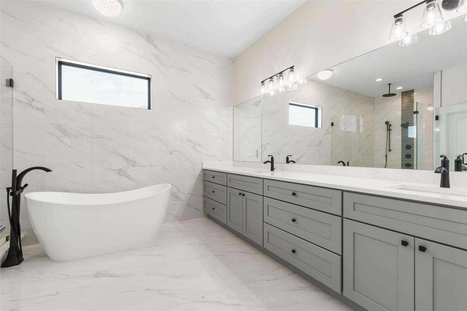 HARBOR VILLAGE MARINA - Residential