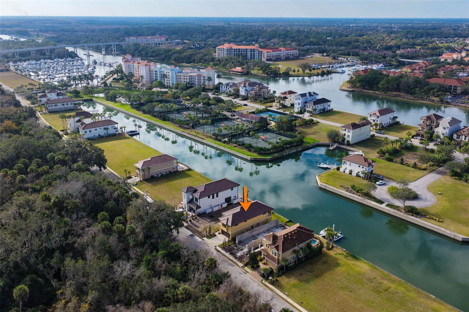 HARBOR VILLAGE MARINA - Residential