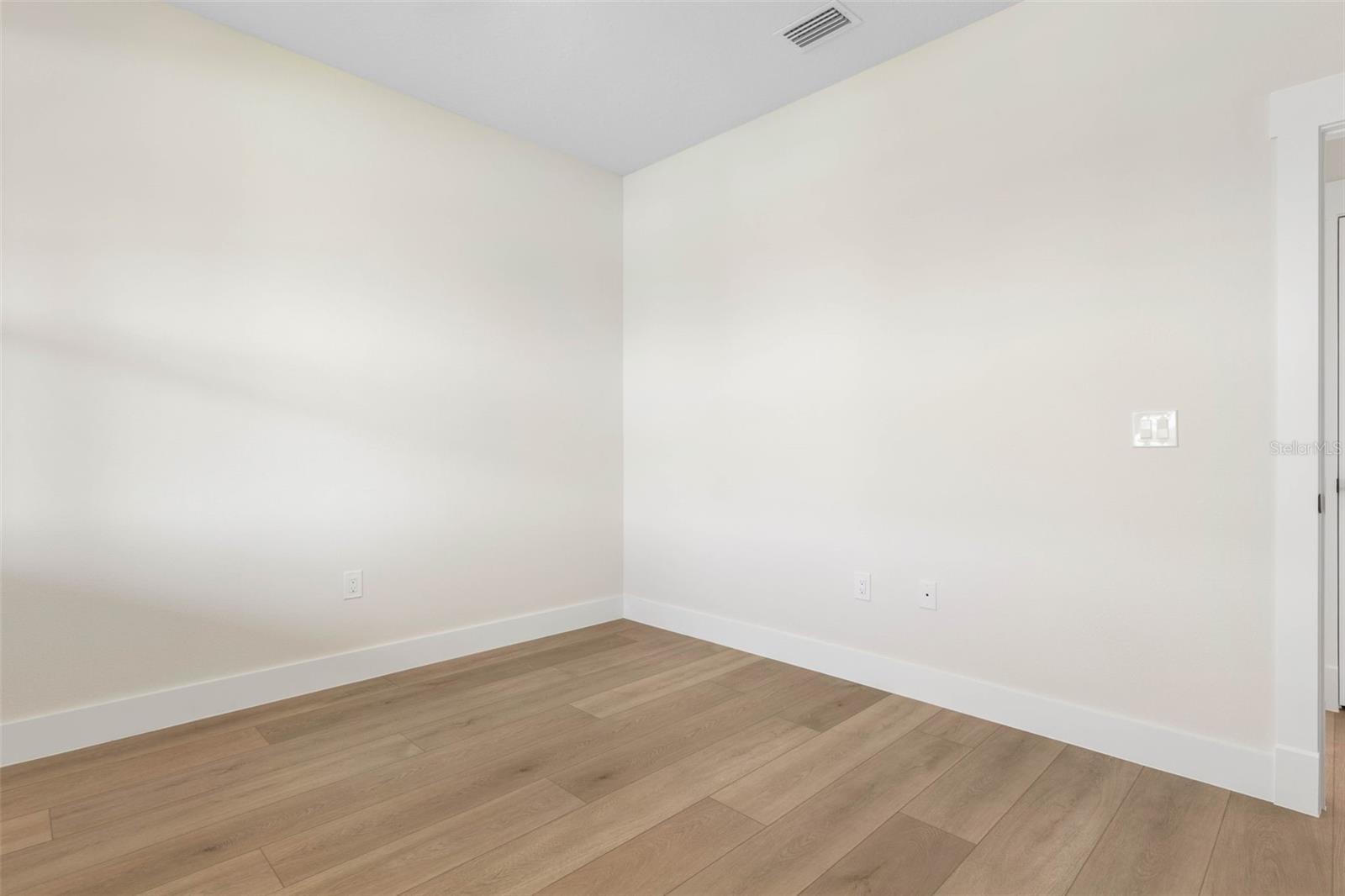 HARBOR VILLAGE MARINA - Residential