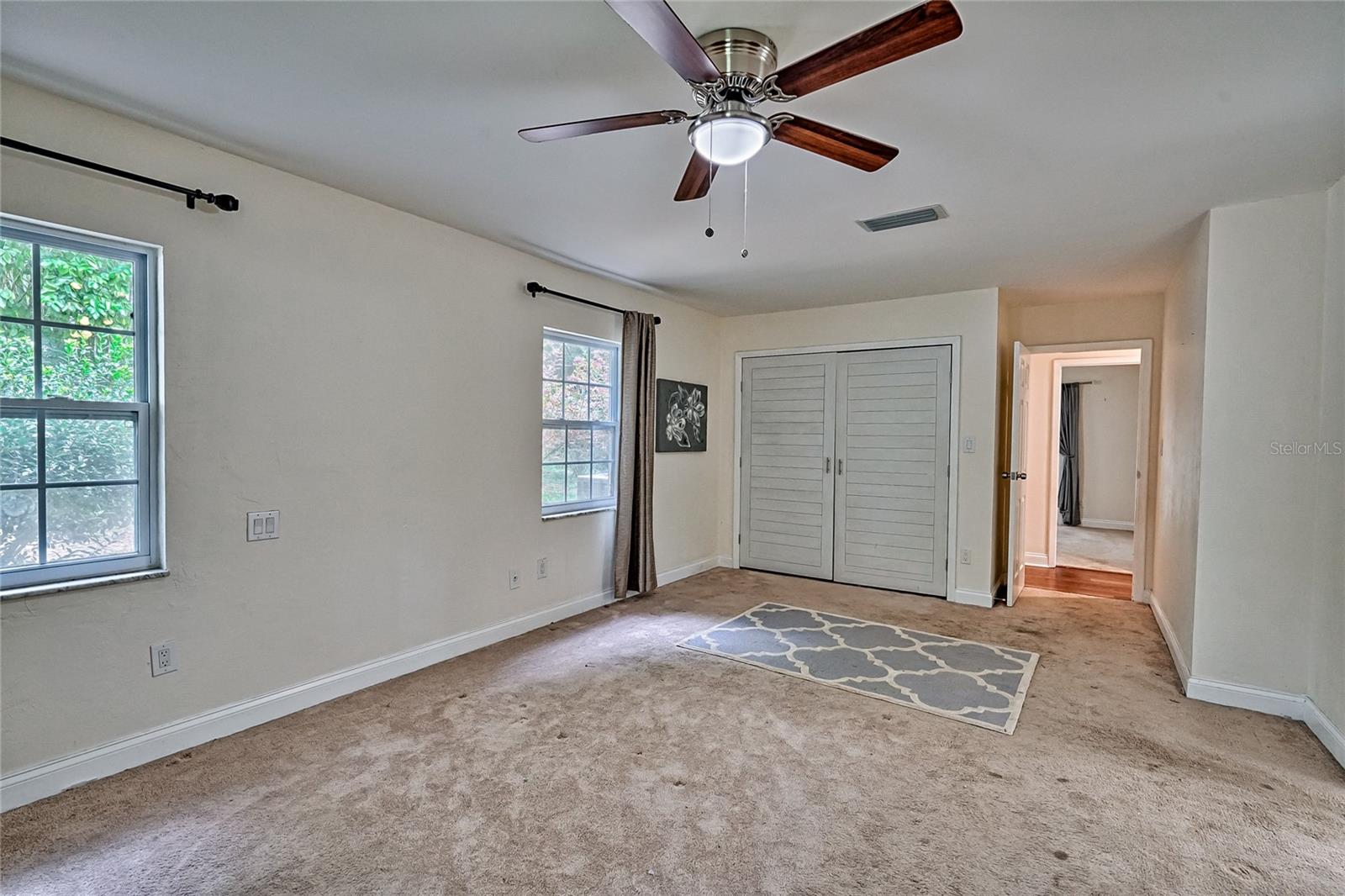 SUNNINGDALE - Residential