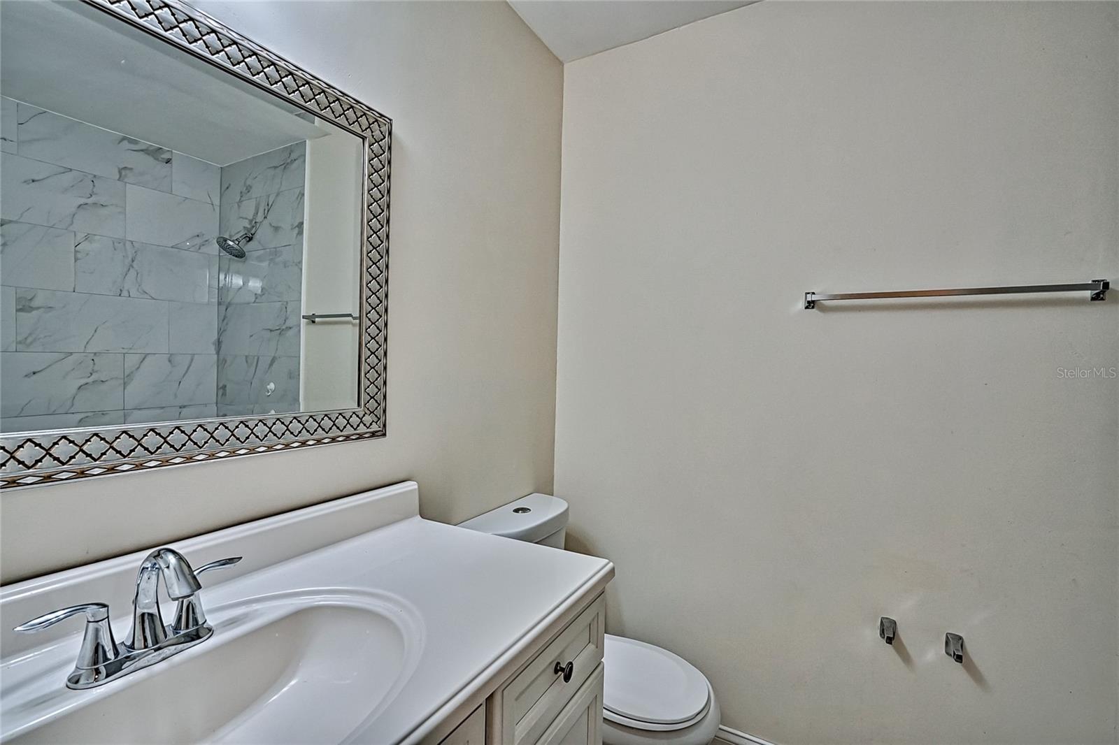 SUNNINGDALE - Residential