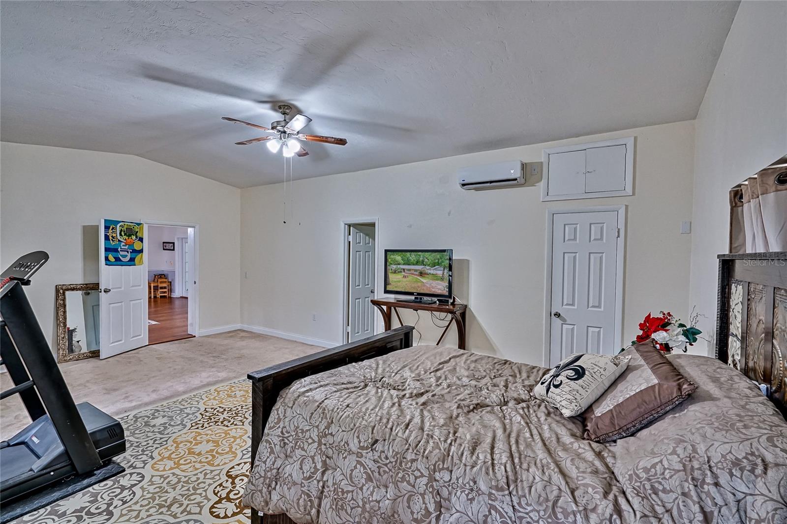 SUNNINGDALE - Residential