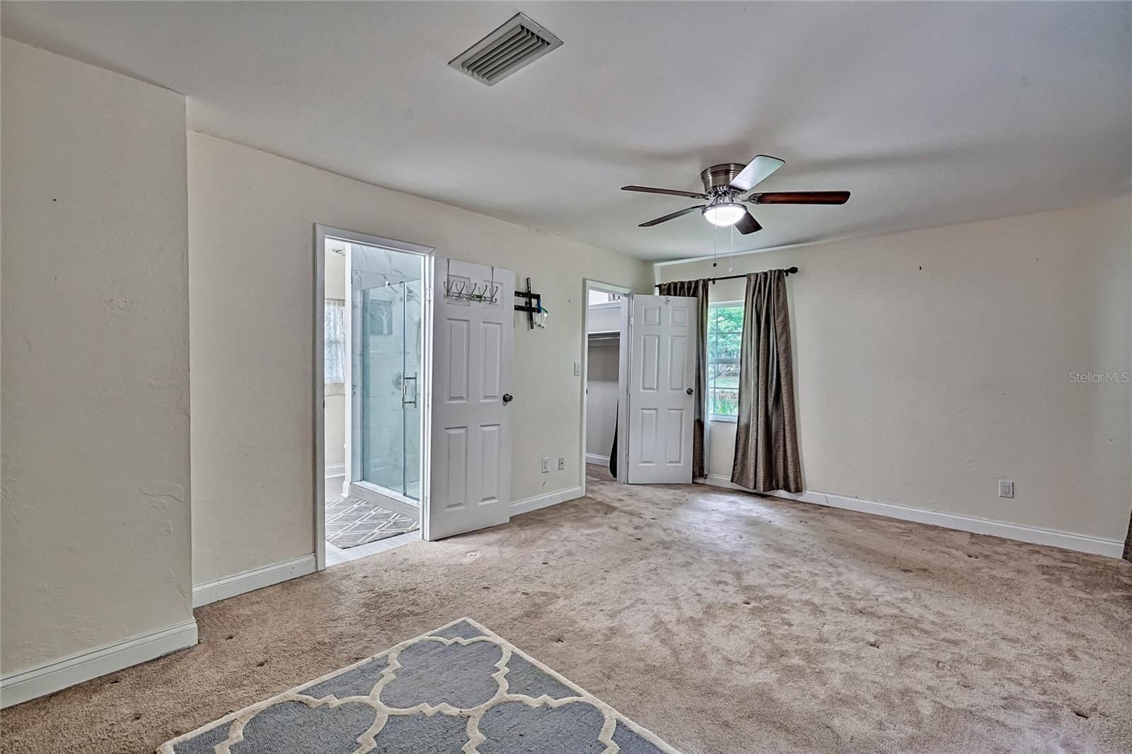 SUNNINGDALE - Residential