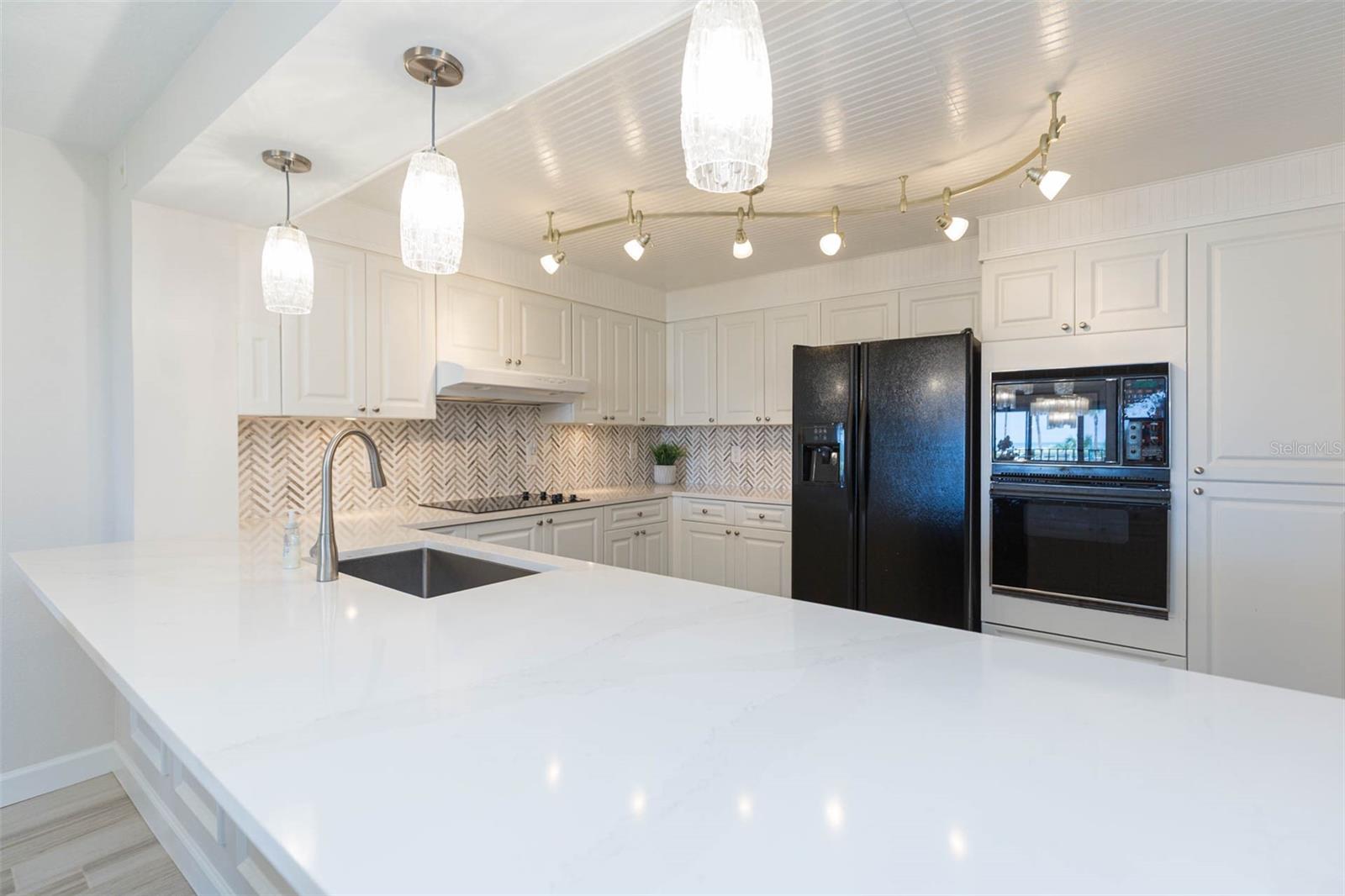 LIDO CONDO - Residential