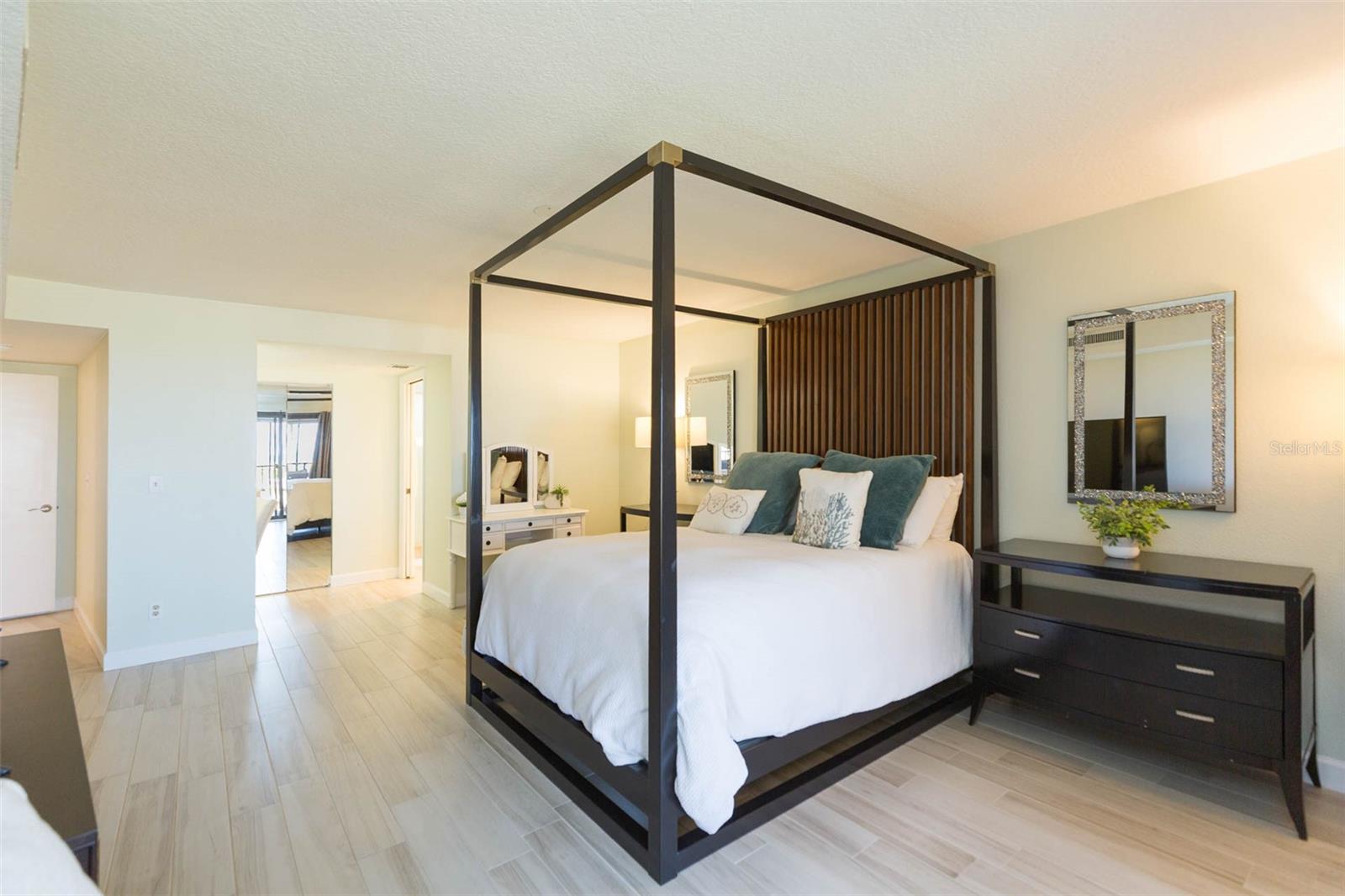 LIDO CONDO - Residential