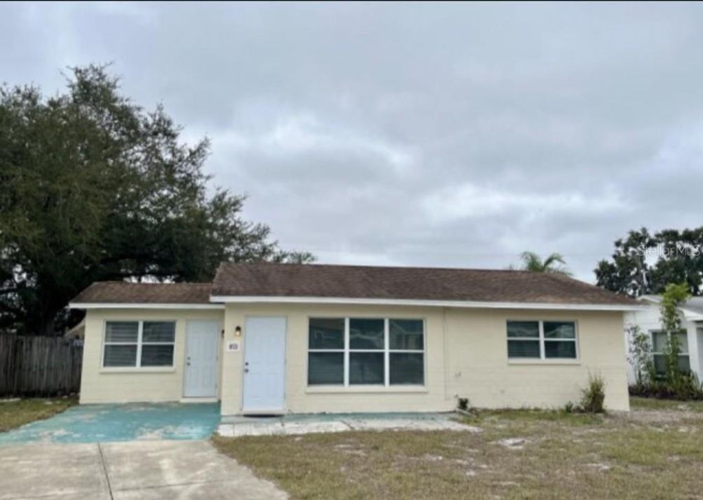 Photo of 10731 108th Street, Seminole, FL 33778 (MLS # TB8469444)