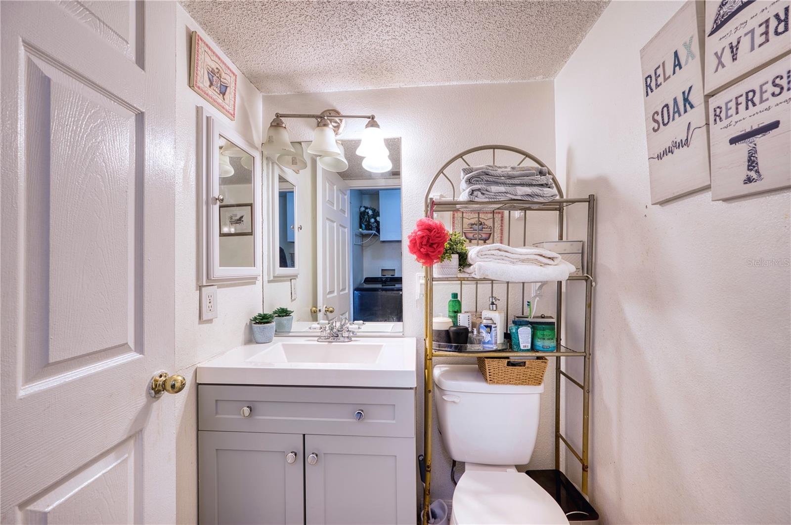 LAKE SARASOTA UNIT 11 - Residential