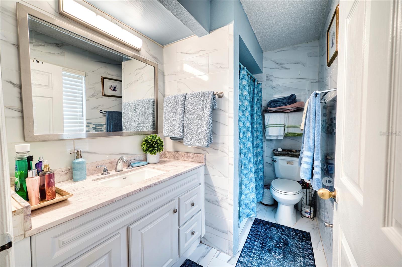 LAKE SARASOTA UNIT 11 - Residential