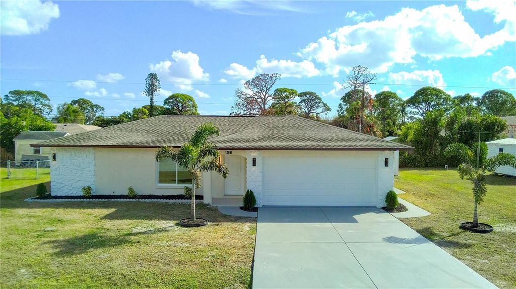 Photo of 1461 Royal Road, Venice, FL 34293 (MLS # A4701075)