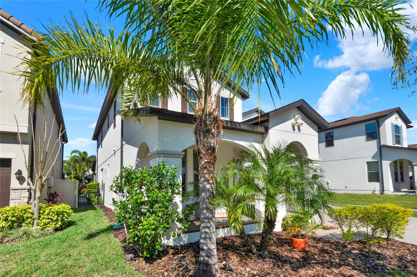8330 VIVARO ISLE WAY