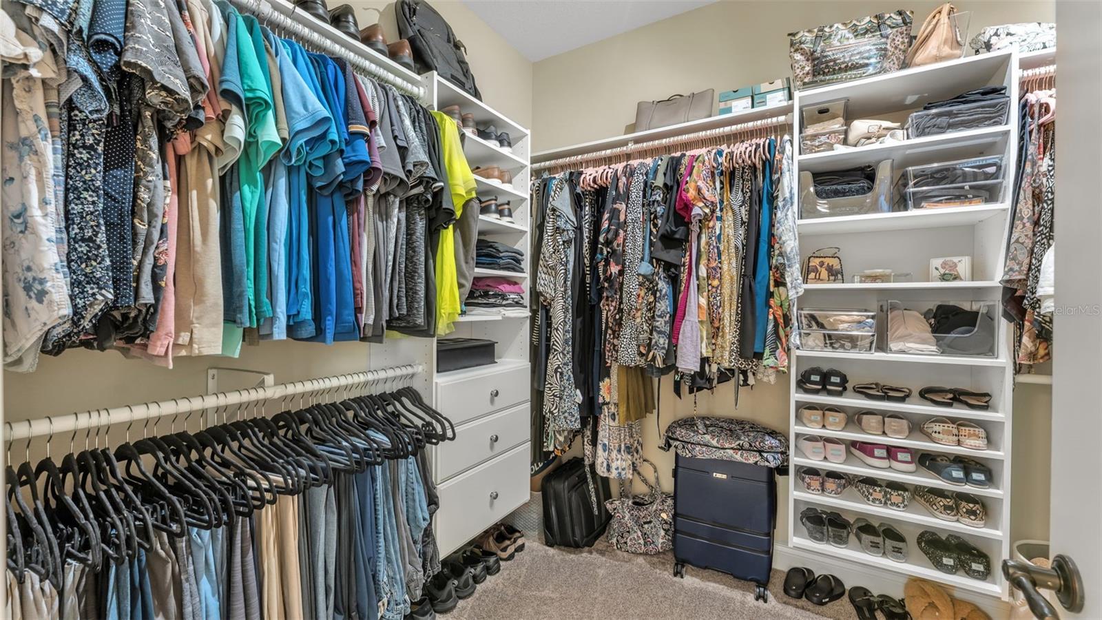 LAKE JAMES PH 4 - Residential