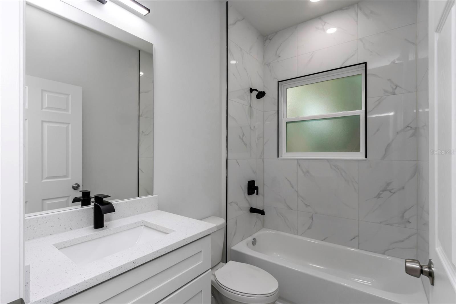 CITRUS SPGS UNIT 07 - Residential Lease