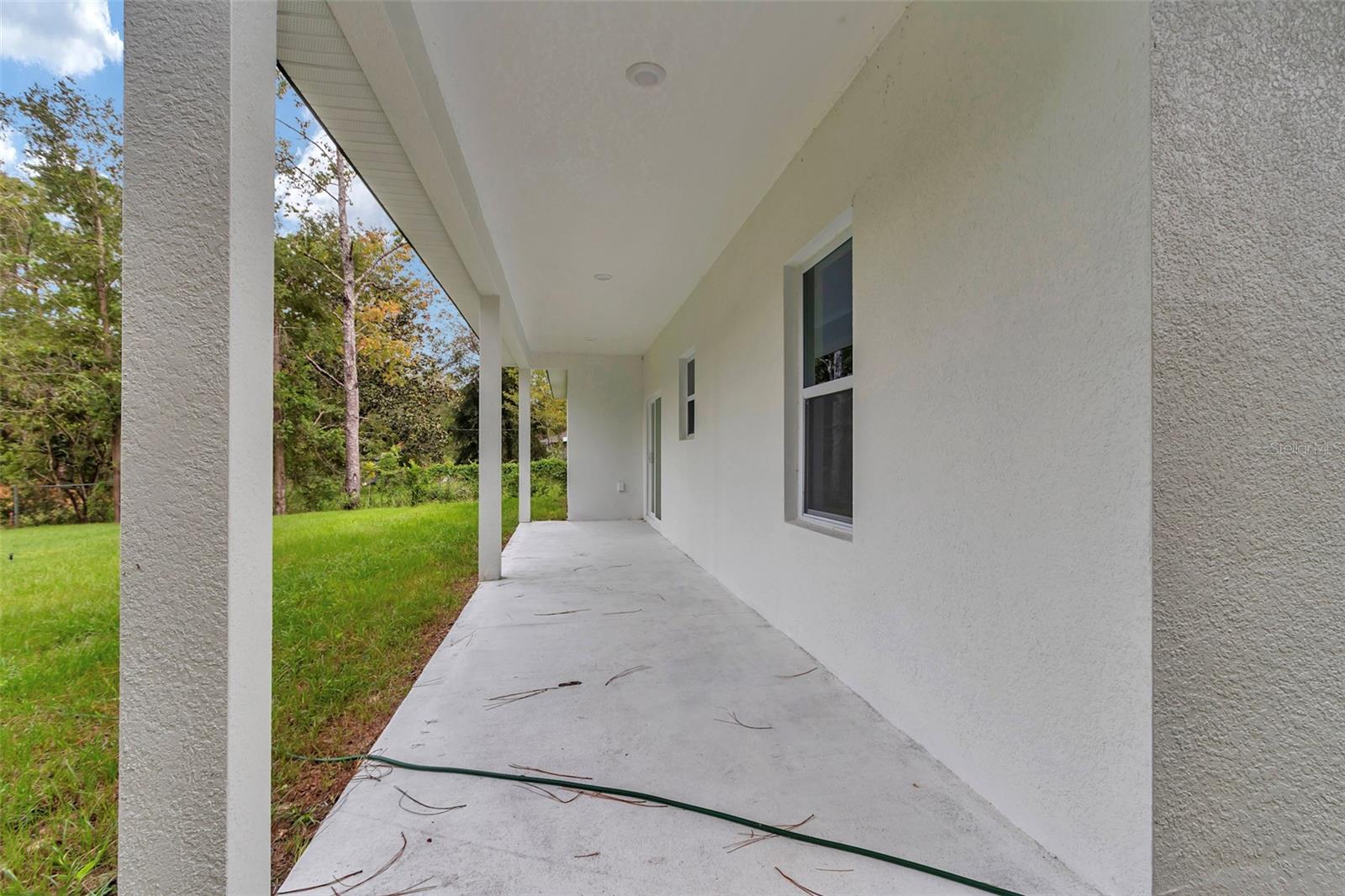 CITRUS SPGS UNIT 07 - Residential Lease