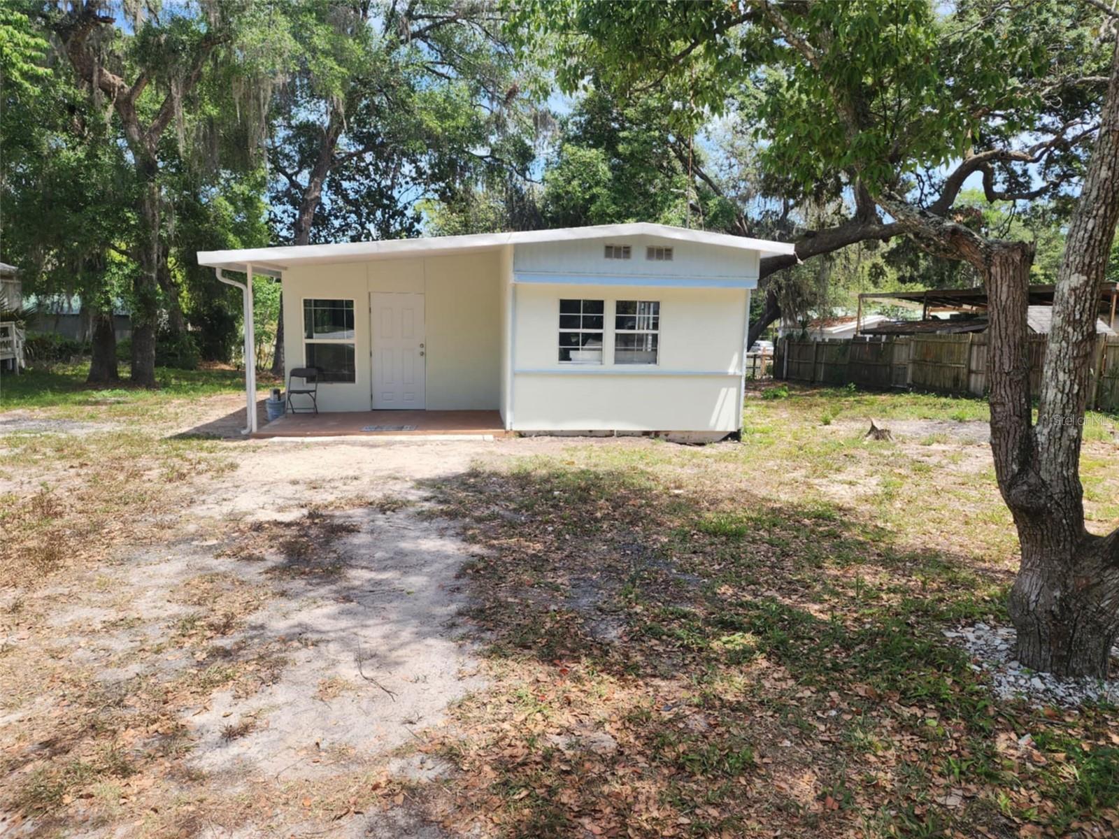 RIVER LAKES MANOR UNIT 03 - Residential