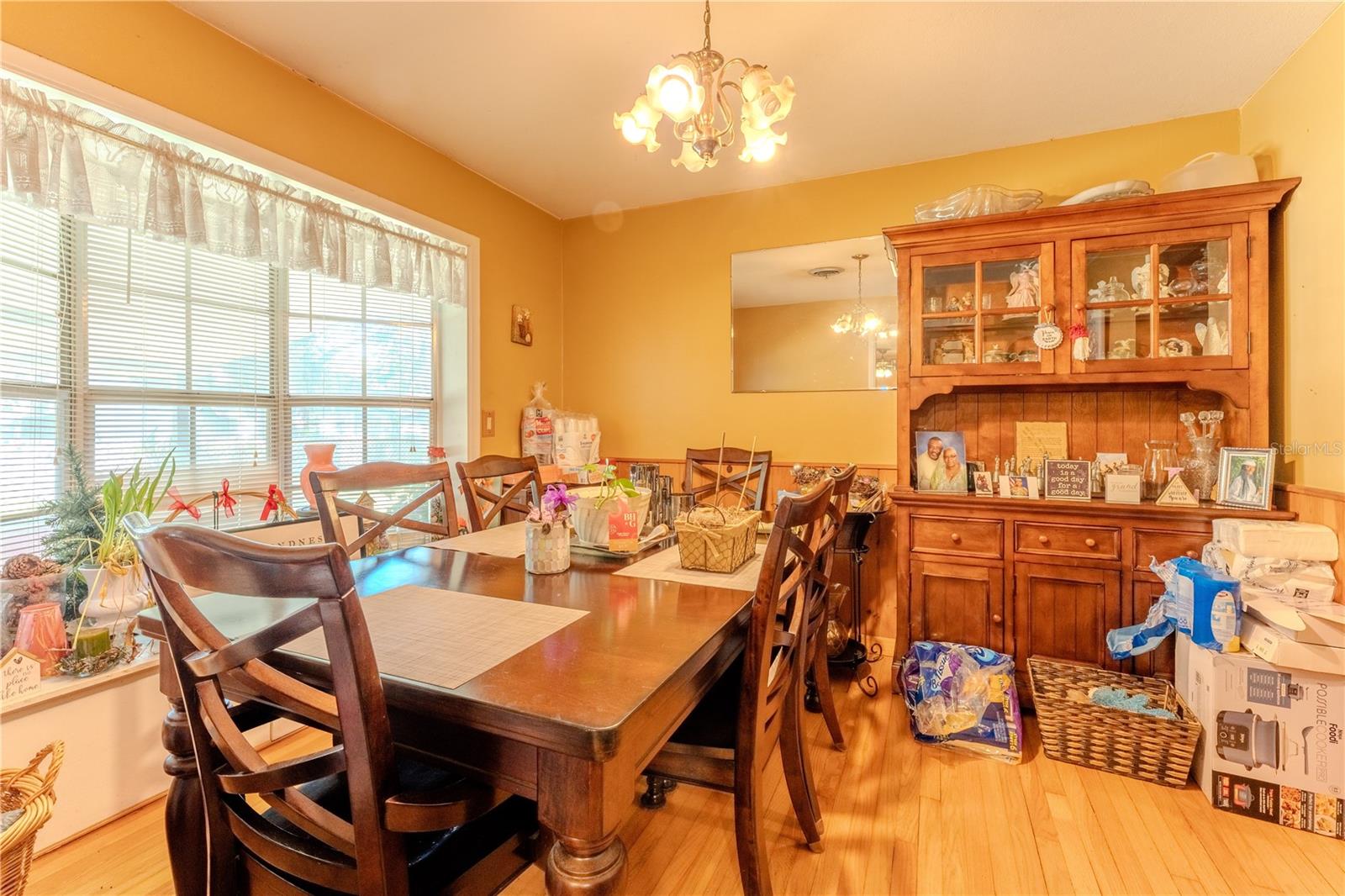 SHELTERING PINES RANCHES - Residential