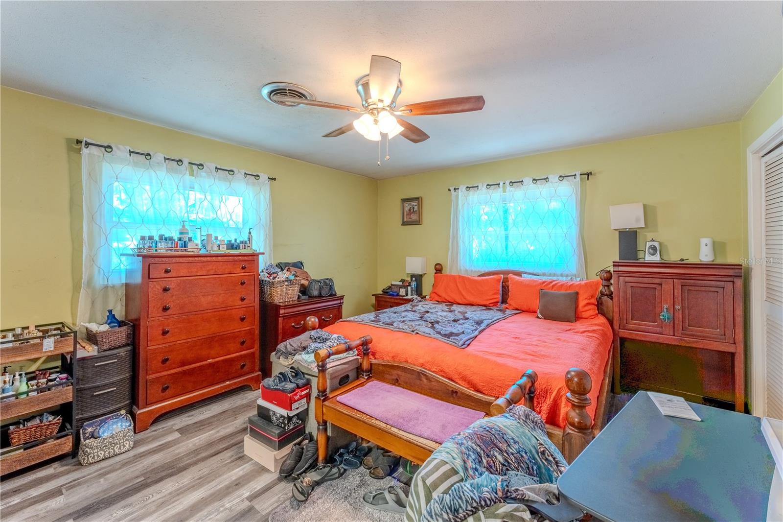 SHELTERING PINES RANCHES - Residential