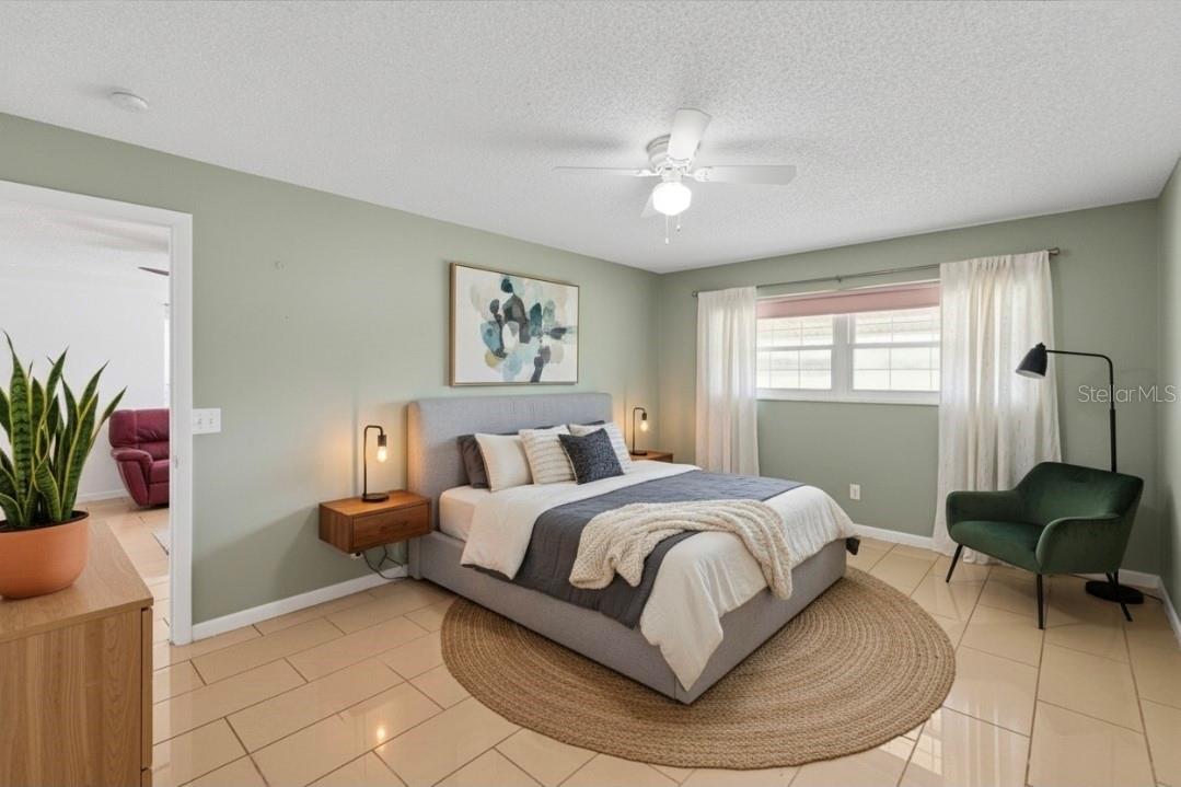 CHALET-ON-THE-LAKE CONDO - Residential