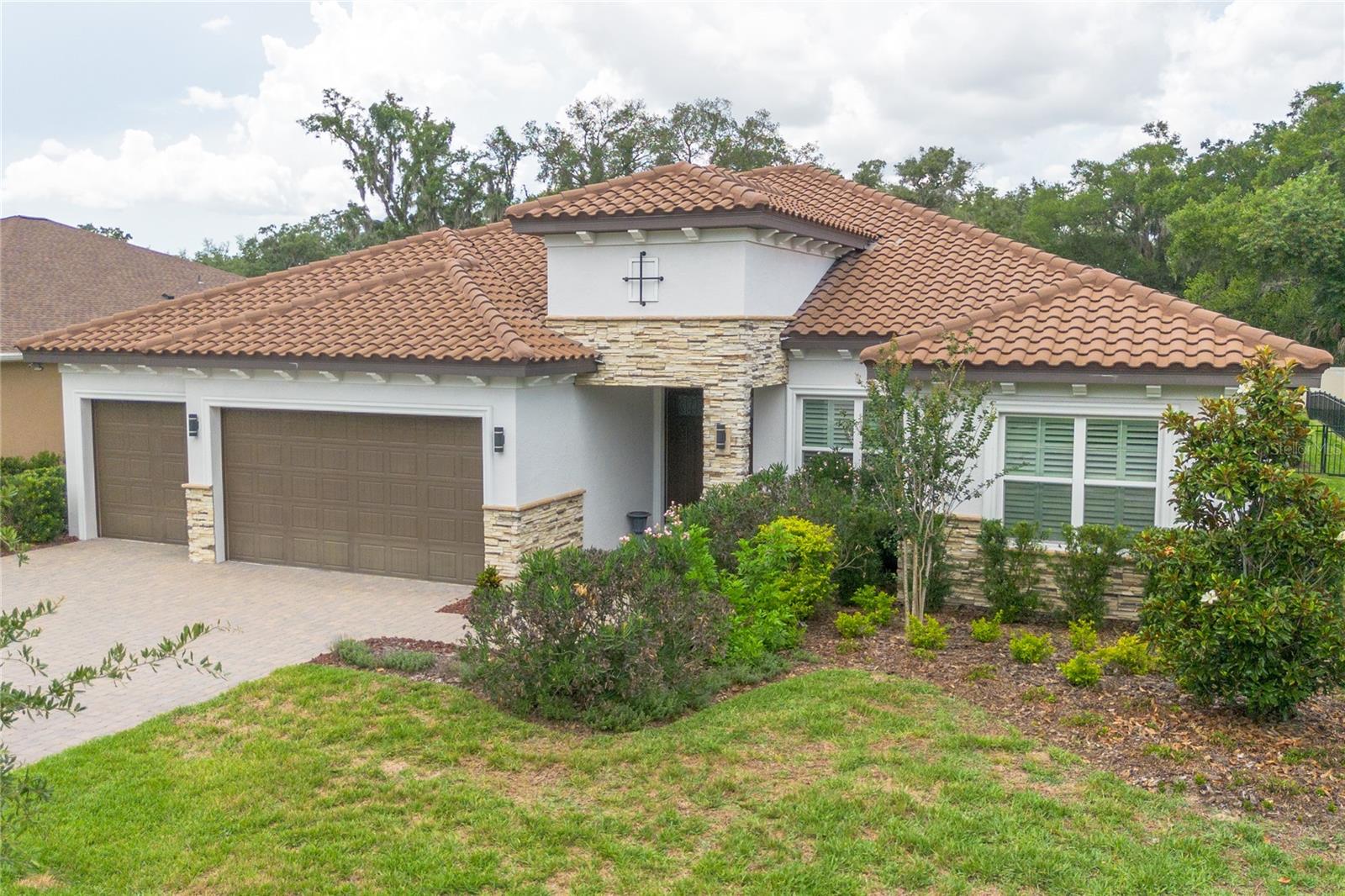 113 BROOKOVER LANE