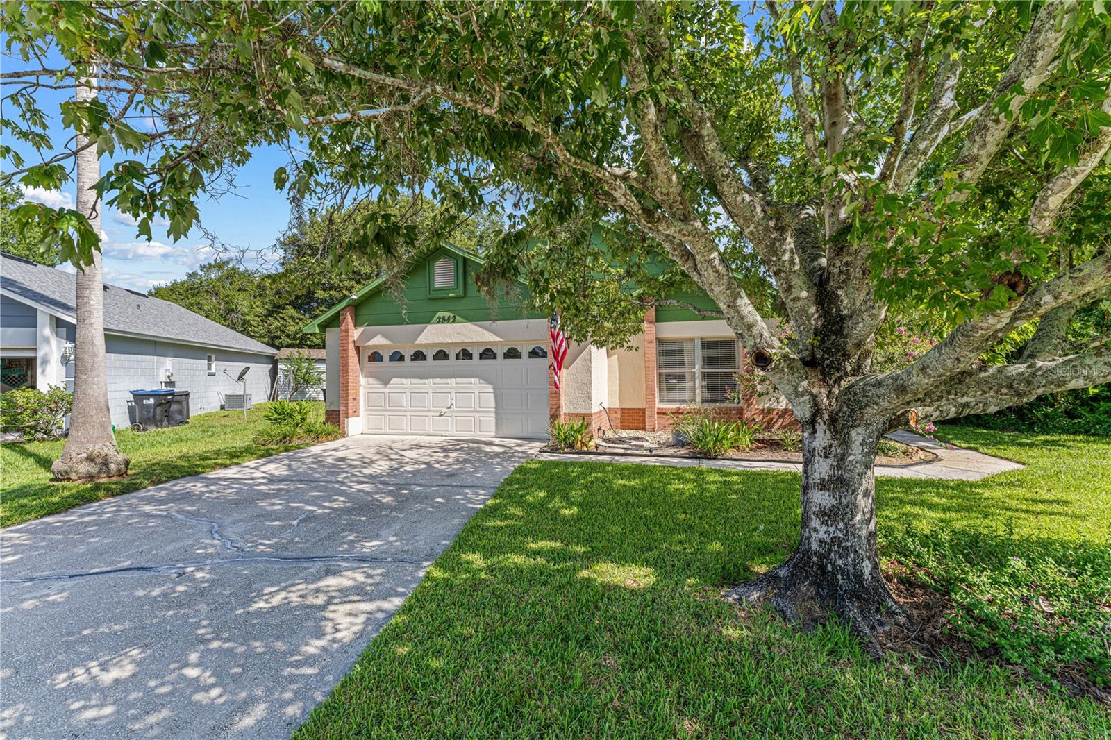 2842 ITHACA COURT