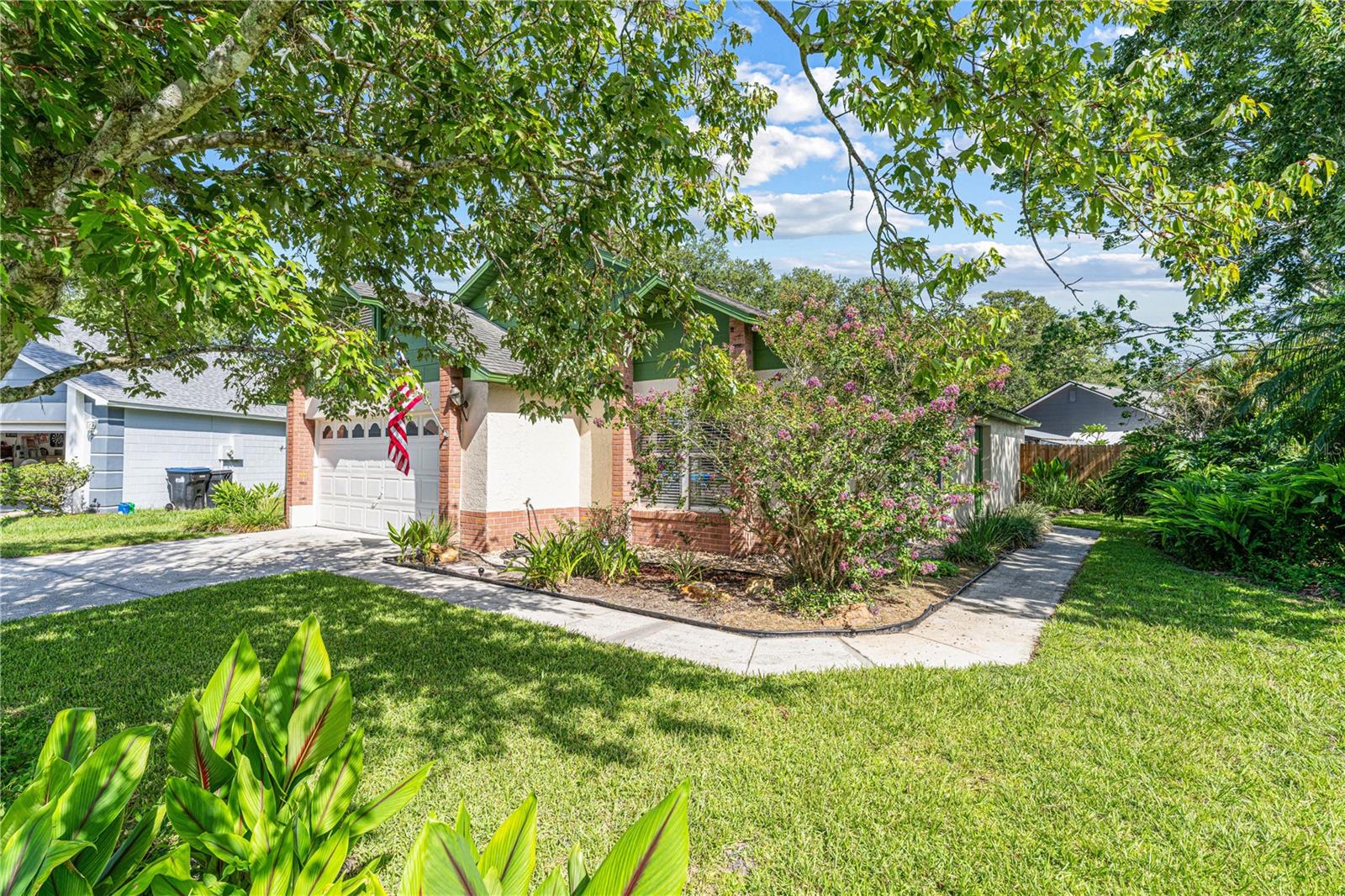 2842 ITHACA COURT