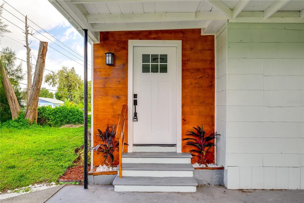 Photo of 3445 40th Street N, St Petersburg, FL 33713 (MLS # O6398368)