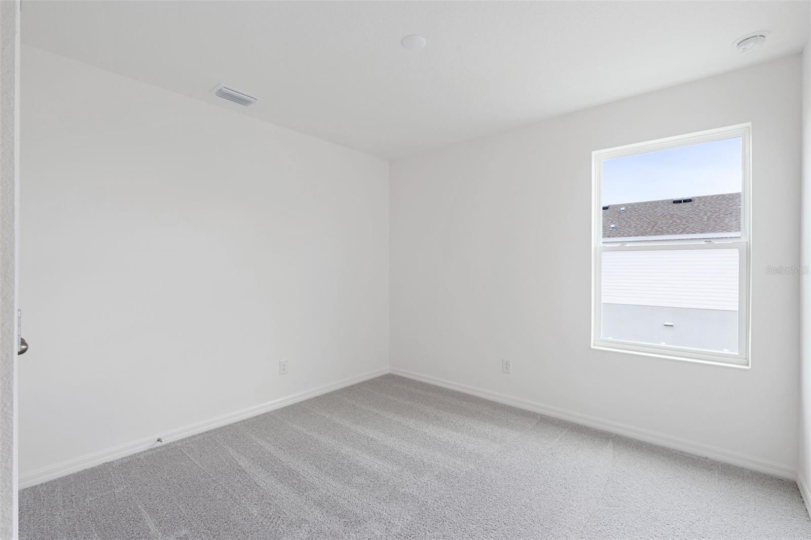 TRINITY LAKES - Residential