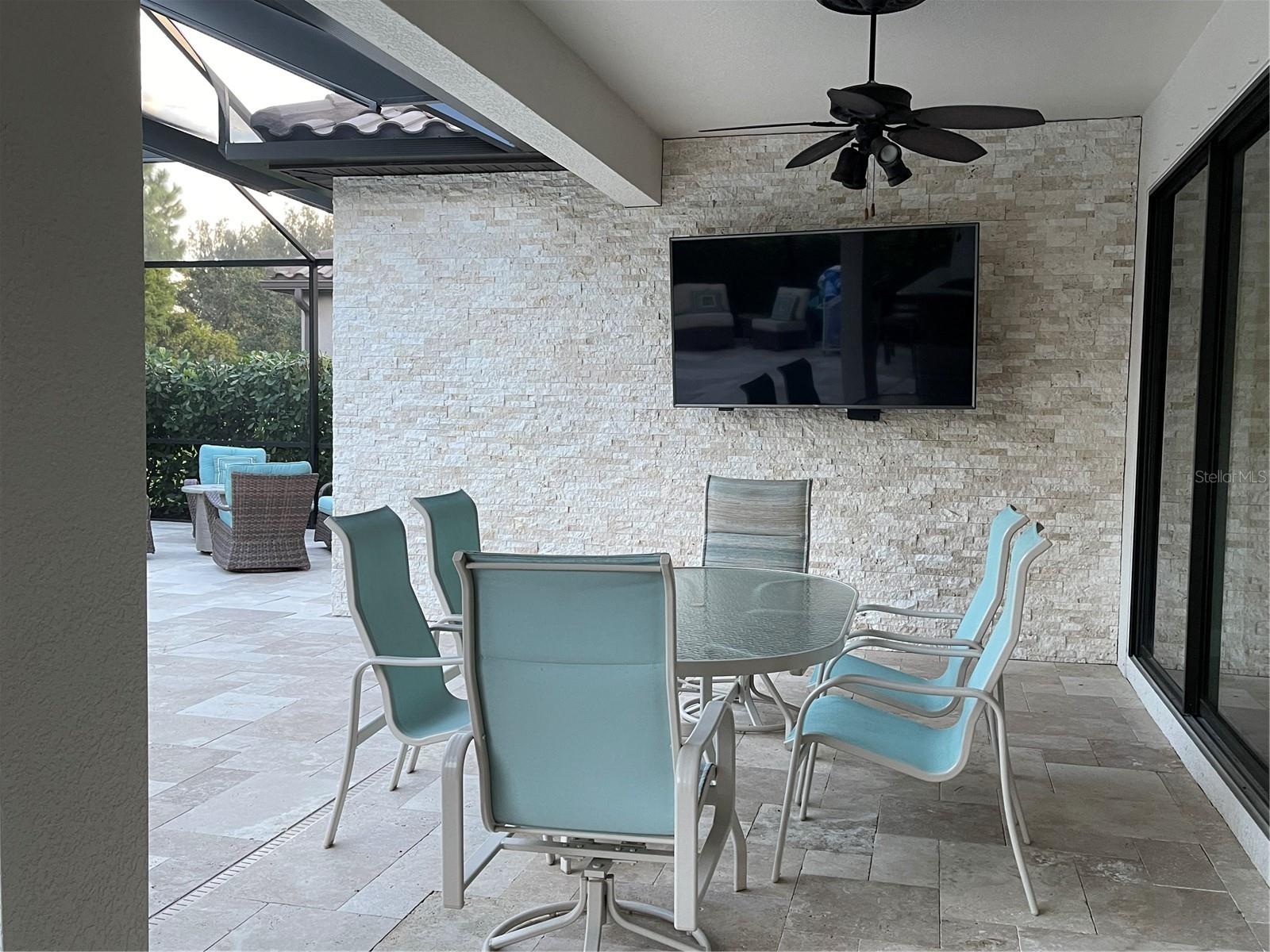 ESPLANADE GOLF AND COUNTRY CLUB - Residential