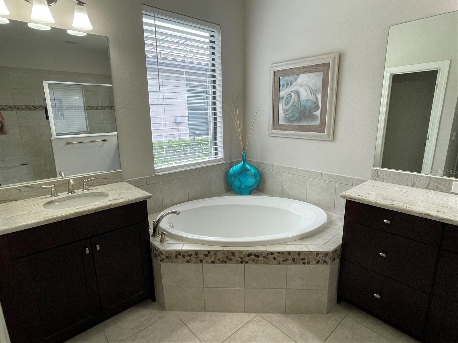 ESPLANADE GOLF AND COUNTRY CLUB - Residential