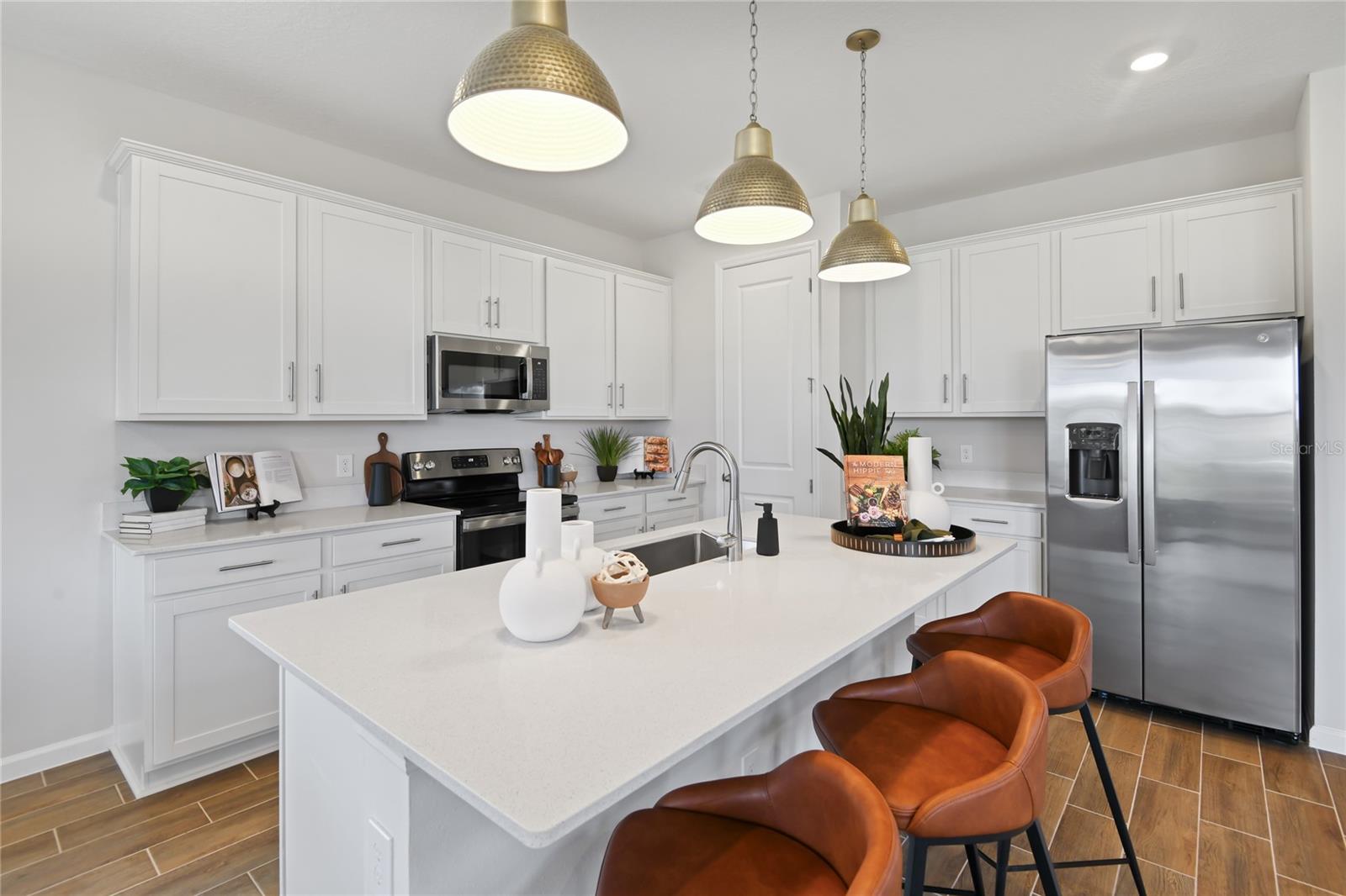 SEASONS AT WATERSET - Residential