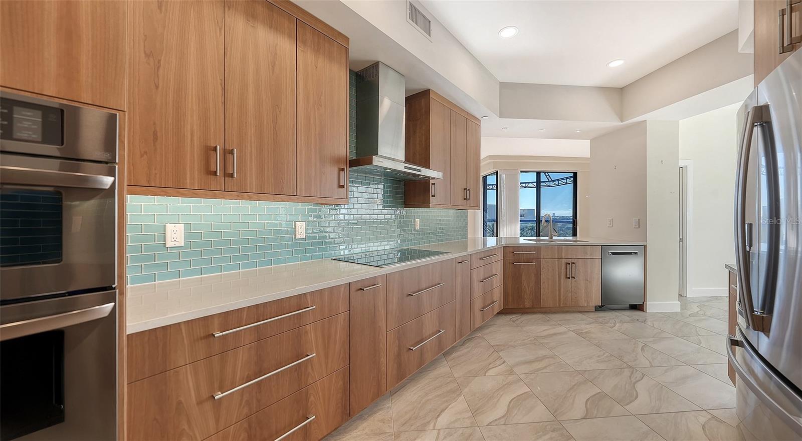 FAIRWAY BAY 3 - Residential