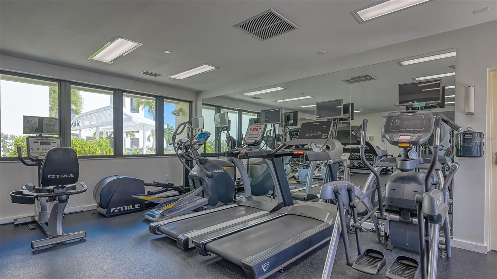 FAIRWAY BAY 3 - Residential