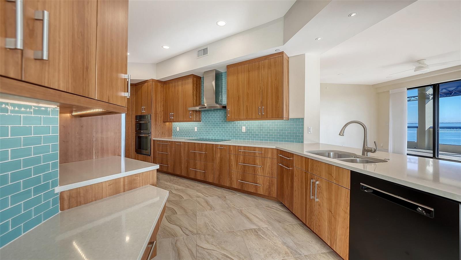 FAIRWAY BAY 3 - Residential