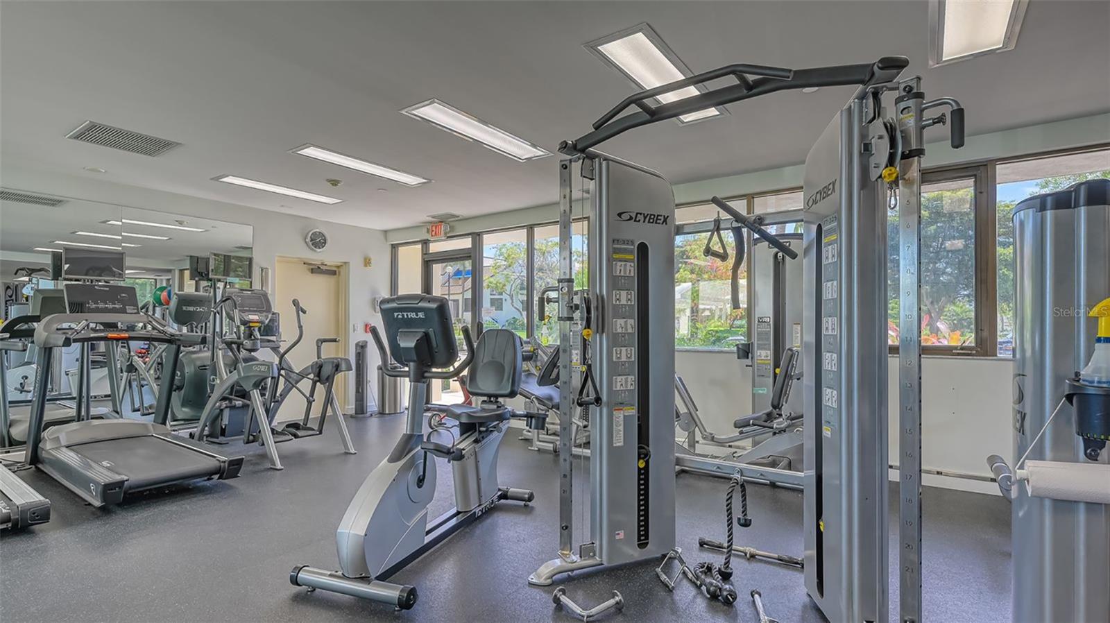 FAIRWAY BAY 3 - Residential