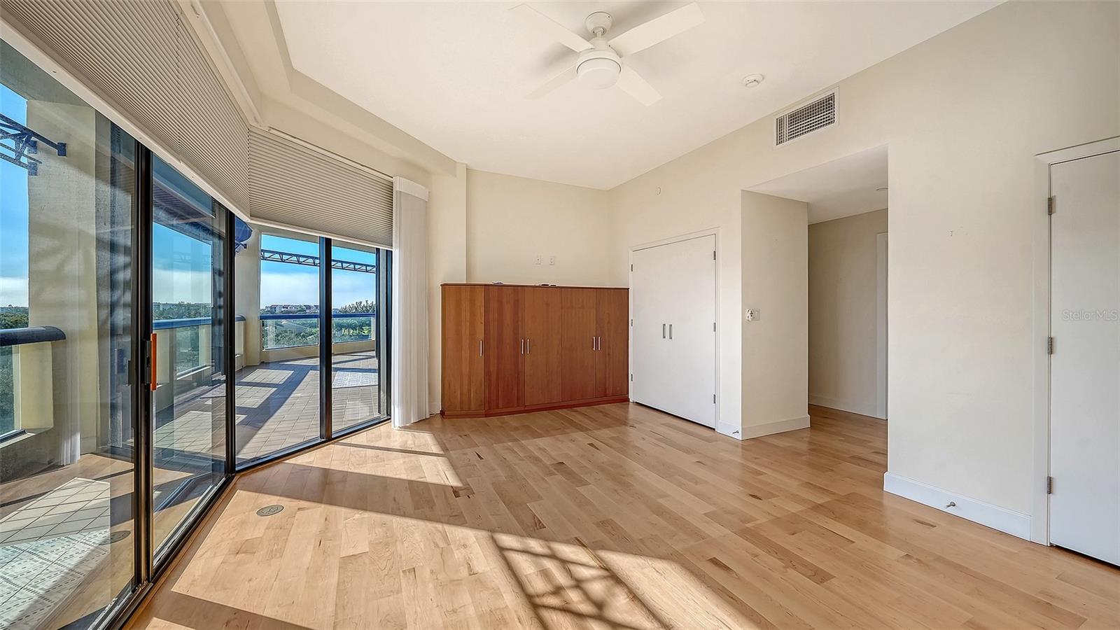 FAIRWAY BAY 3 - Residential