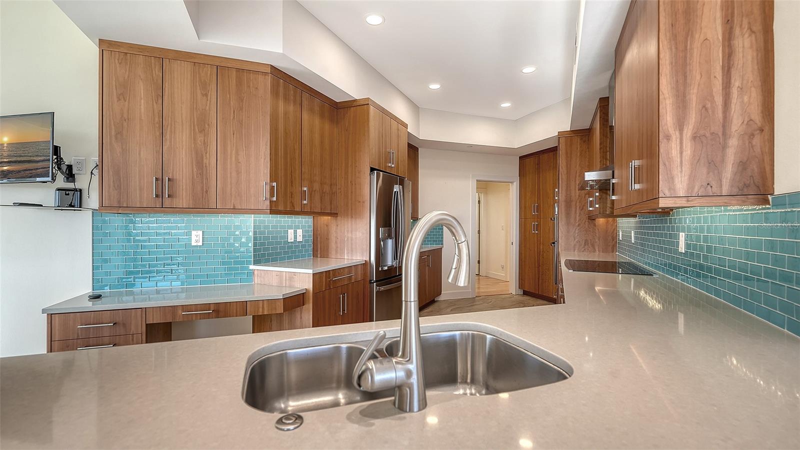 FAIRWAY BAY 3 - Residential