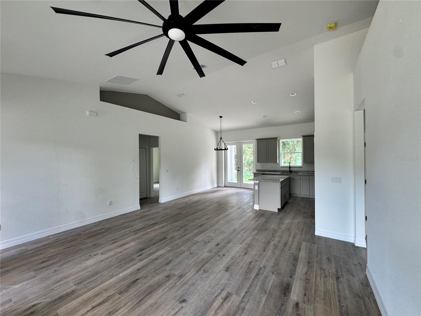 902 SW 2ND STREET