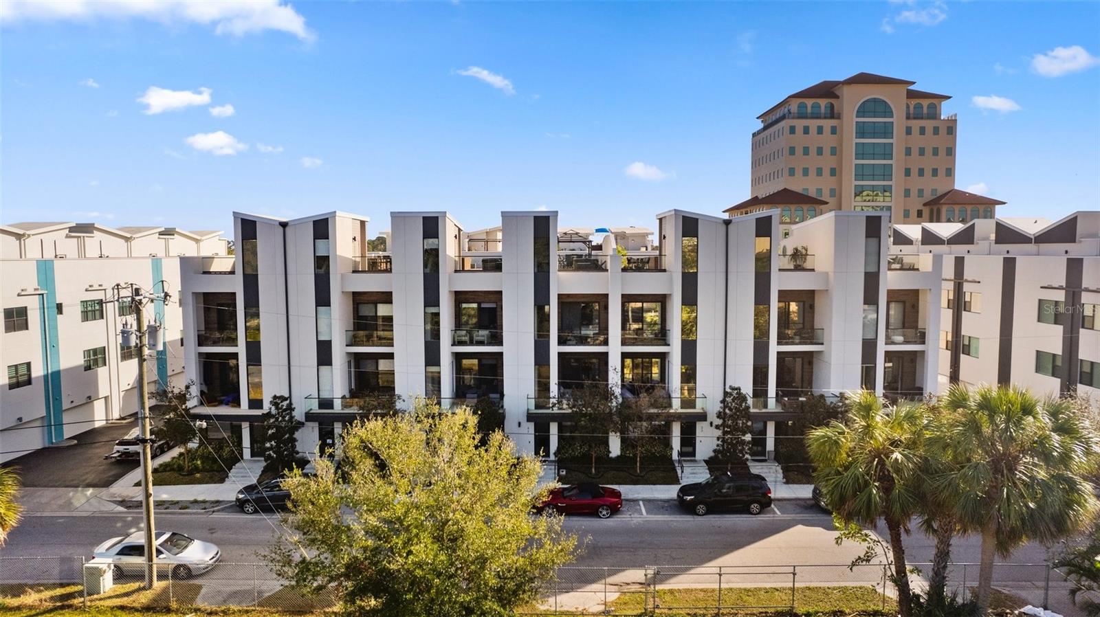 PREMIER ON MAIN - Residential