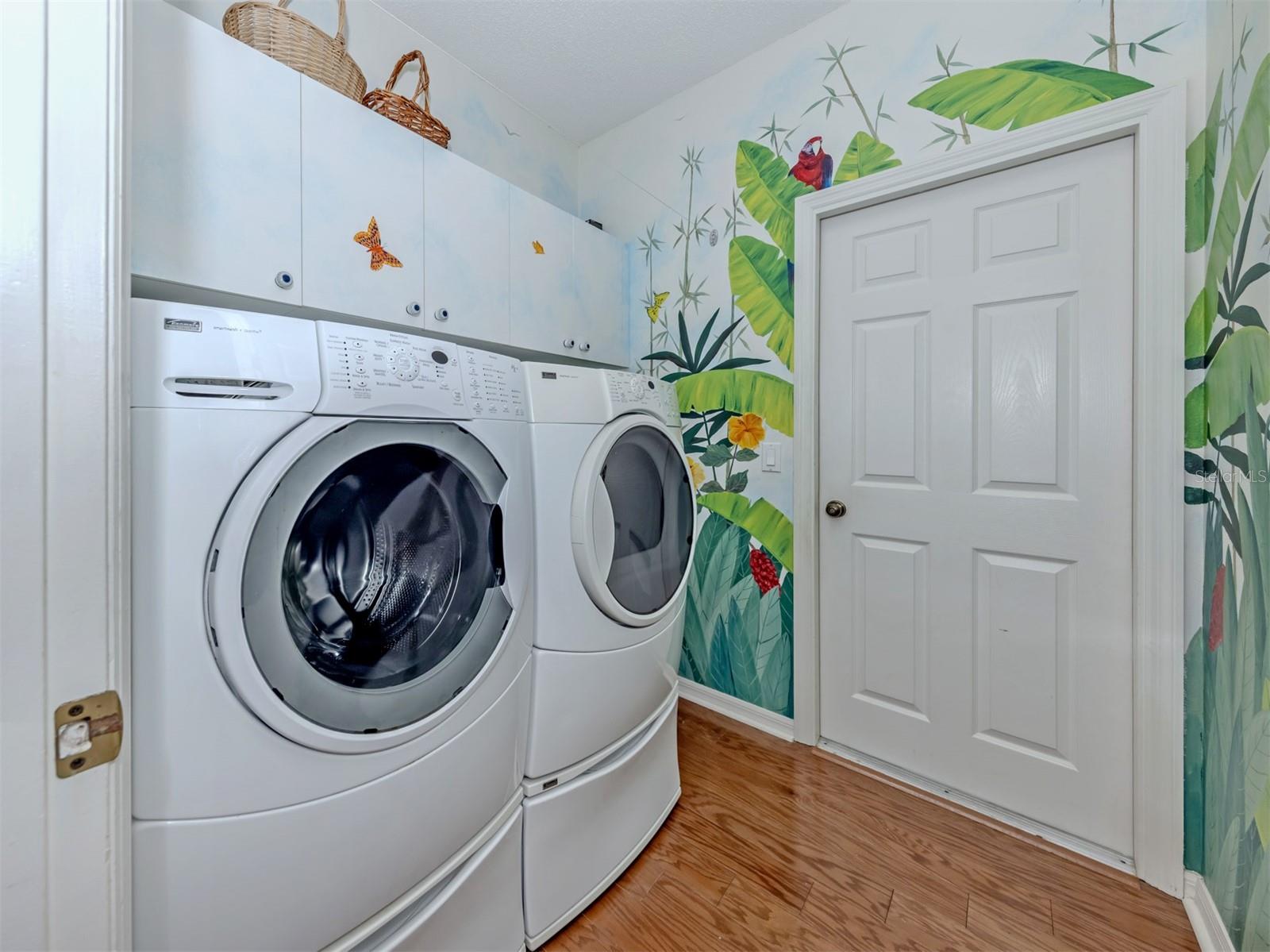 LYNWOOD GLEN - Residential