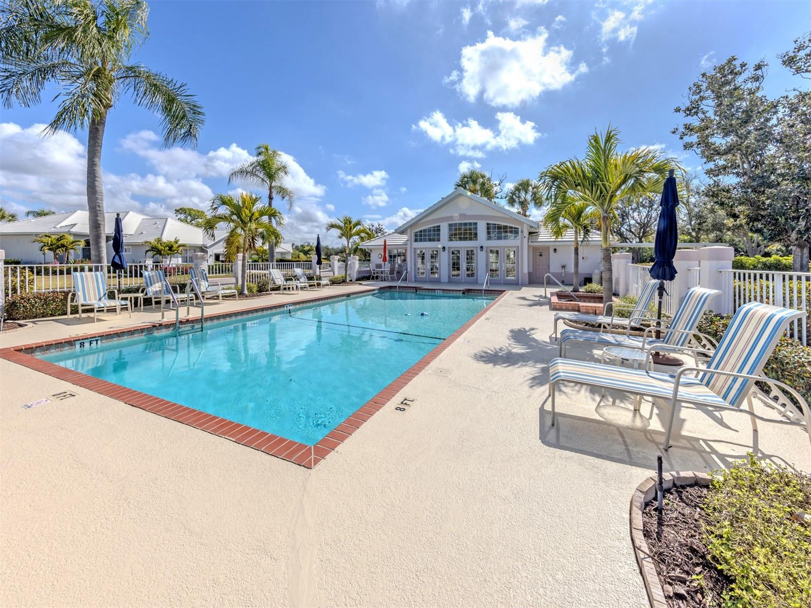 LYNWOOD GLEN - Residential