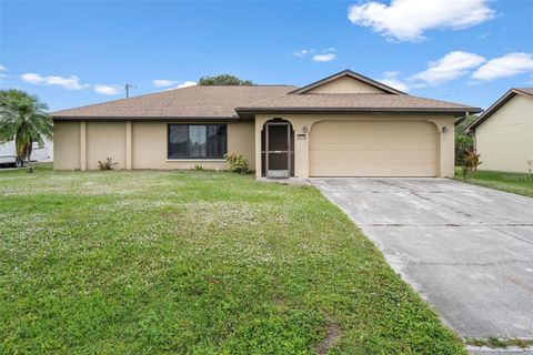 A home in PORT CHARLOTTE