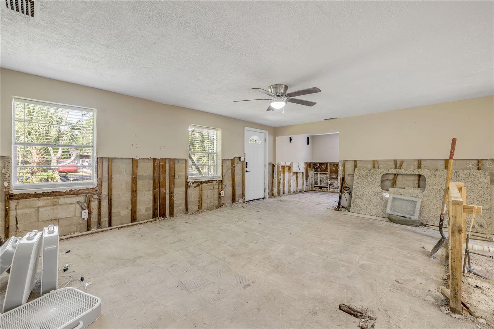 POINTER 01 - Residential