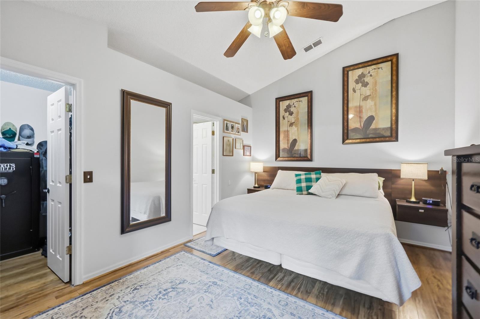 DELTONA LAKES UNIT 04 - Residential