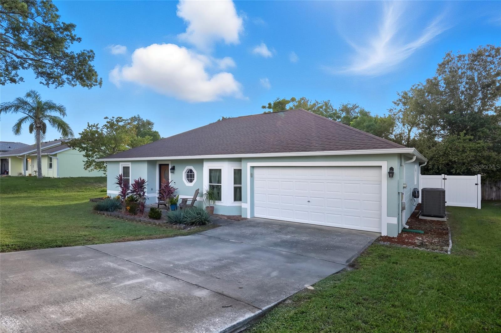DELTONA LAKES UNIT 04 - Residential