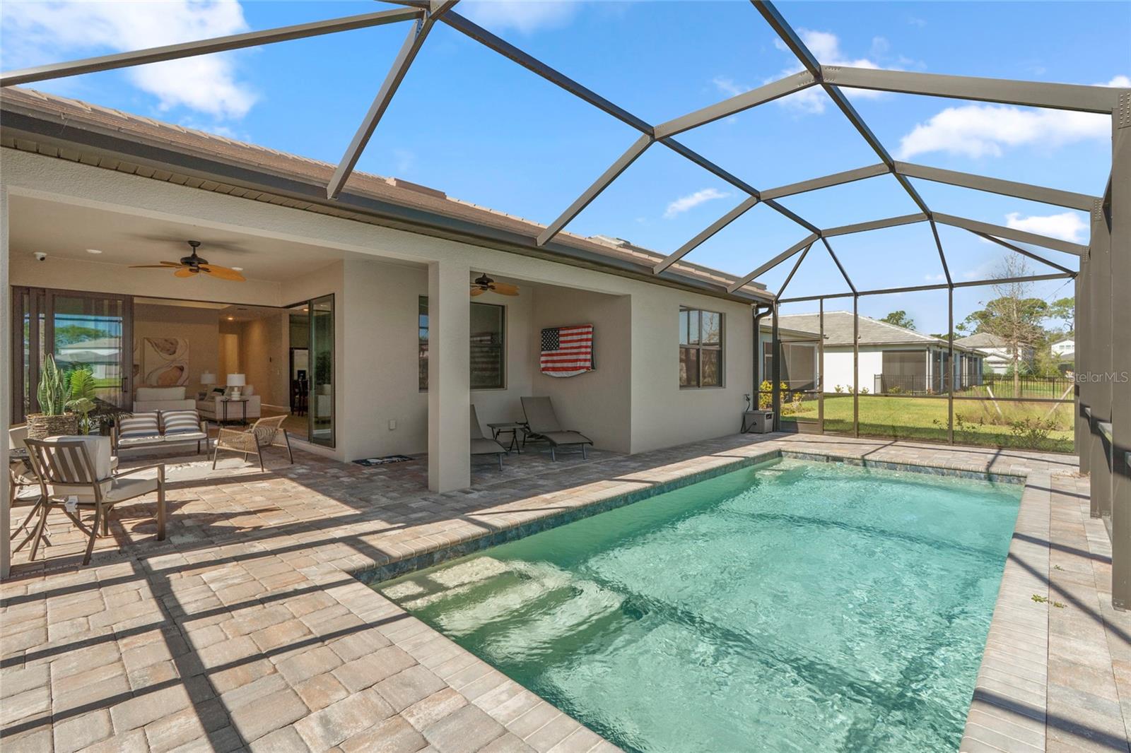 SAPPHIRE POINT PH IVA & IVB - Residential