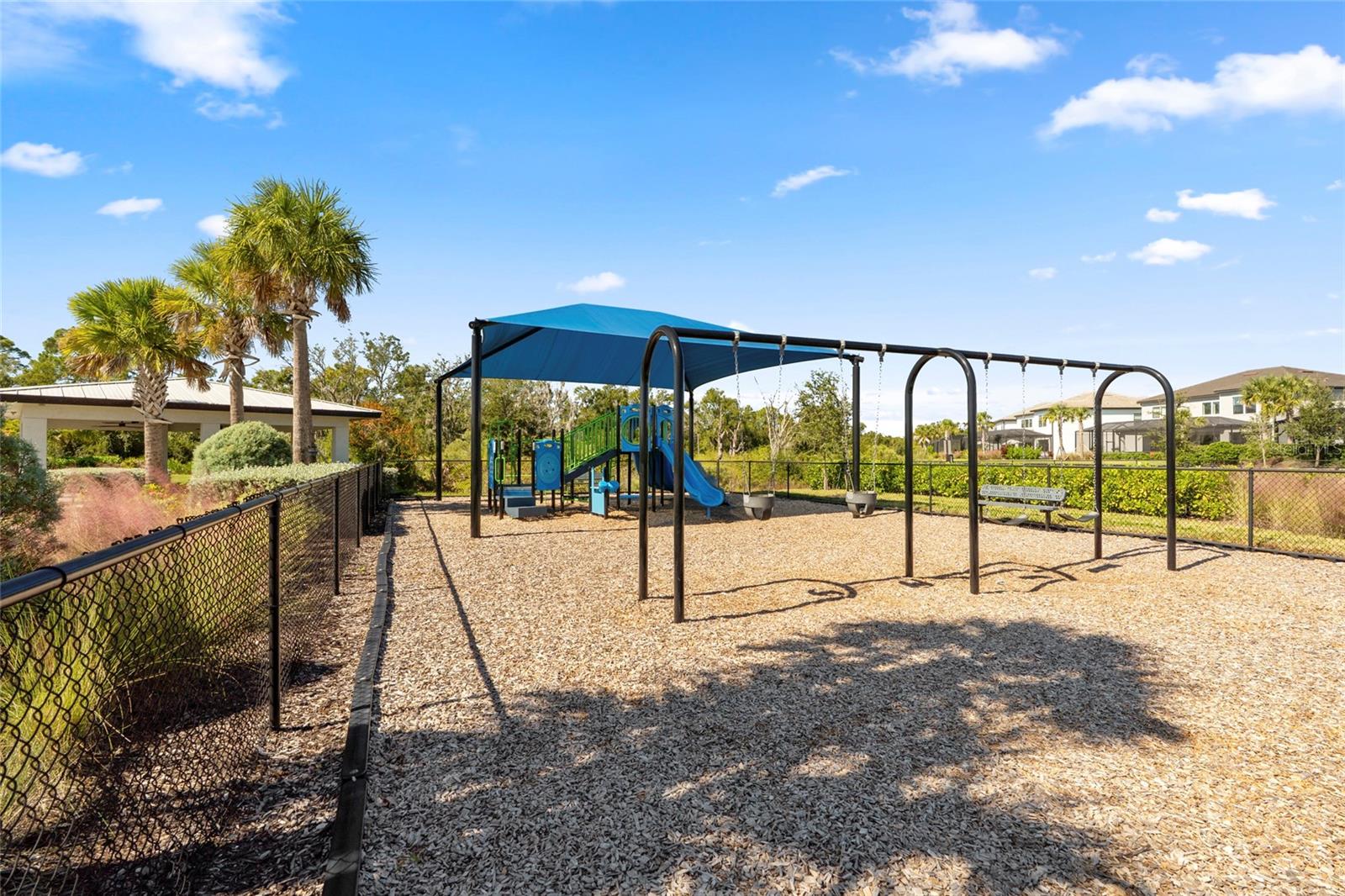 SAPPHIRE POINT PH IVA & IVB - Residential