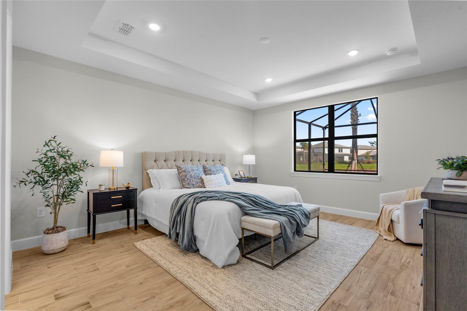 SAPPHIRE POINT PH IVA & IVB - Residential